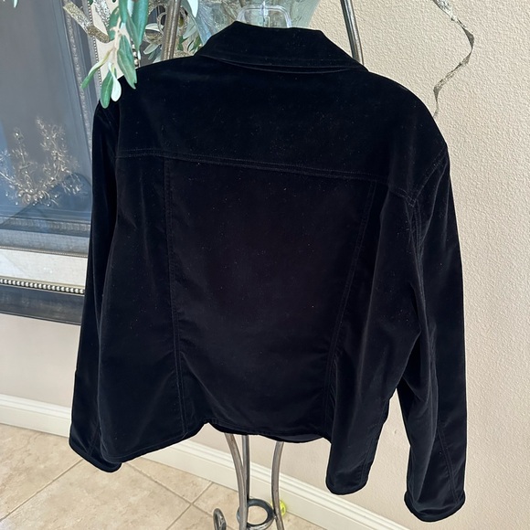 Faconnable women’s velvet jacket - Picture 2 of 5